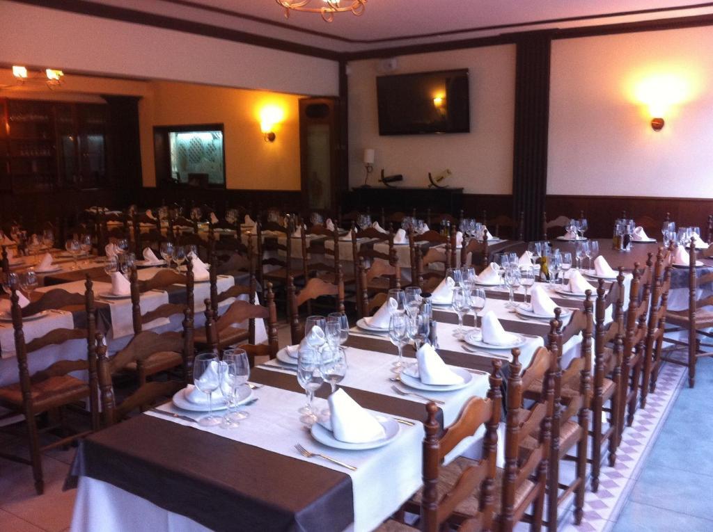 Hostal Sant Marcal Amer Exterior foto